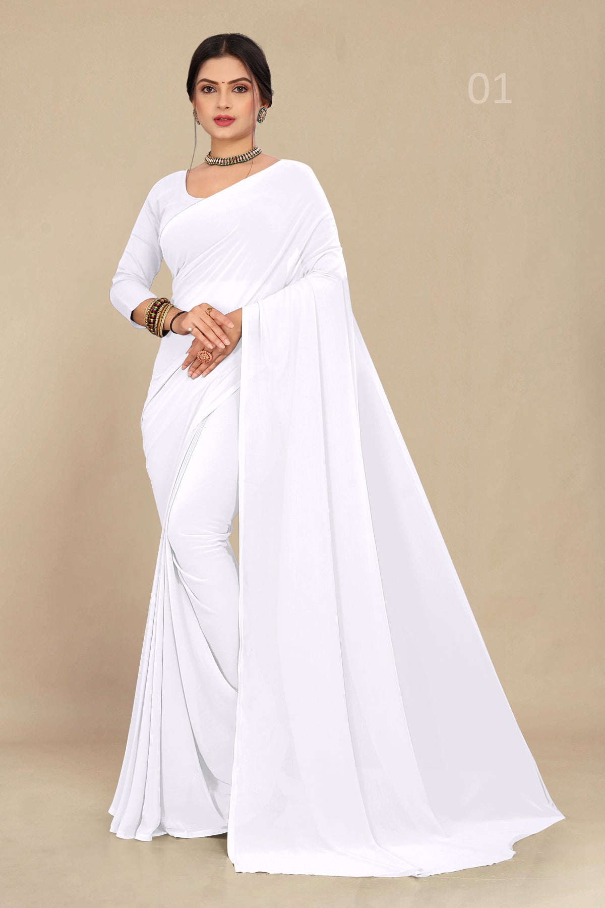 georgette weightless white saree with grain texture