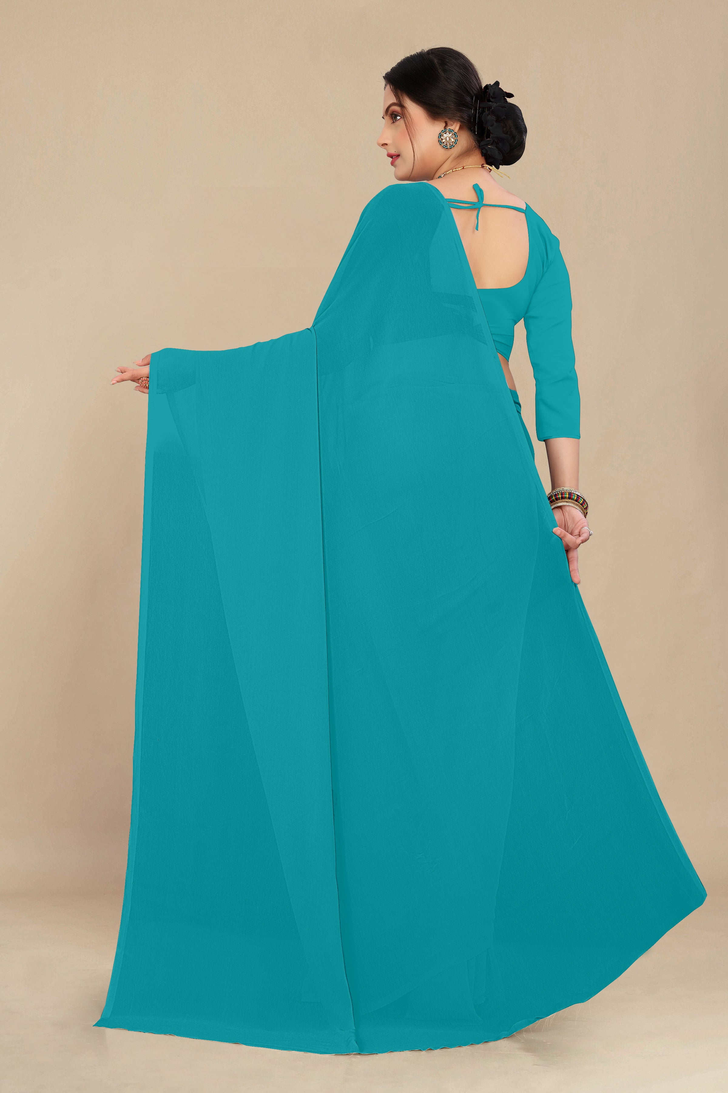 georgette weightless cyan saree with grain texture