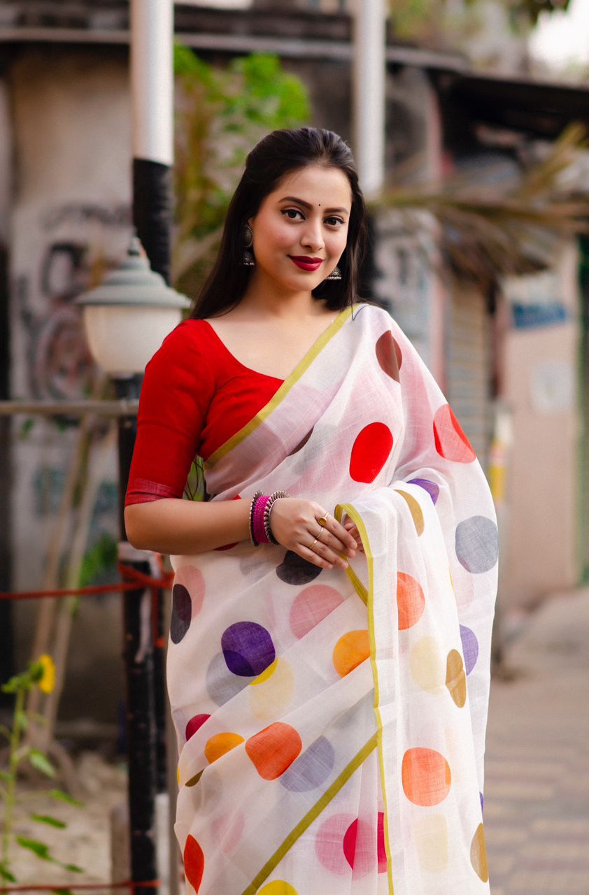 Soft Linen Polka Dot Print Saree