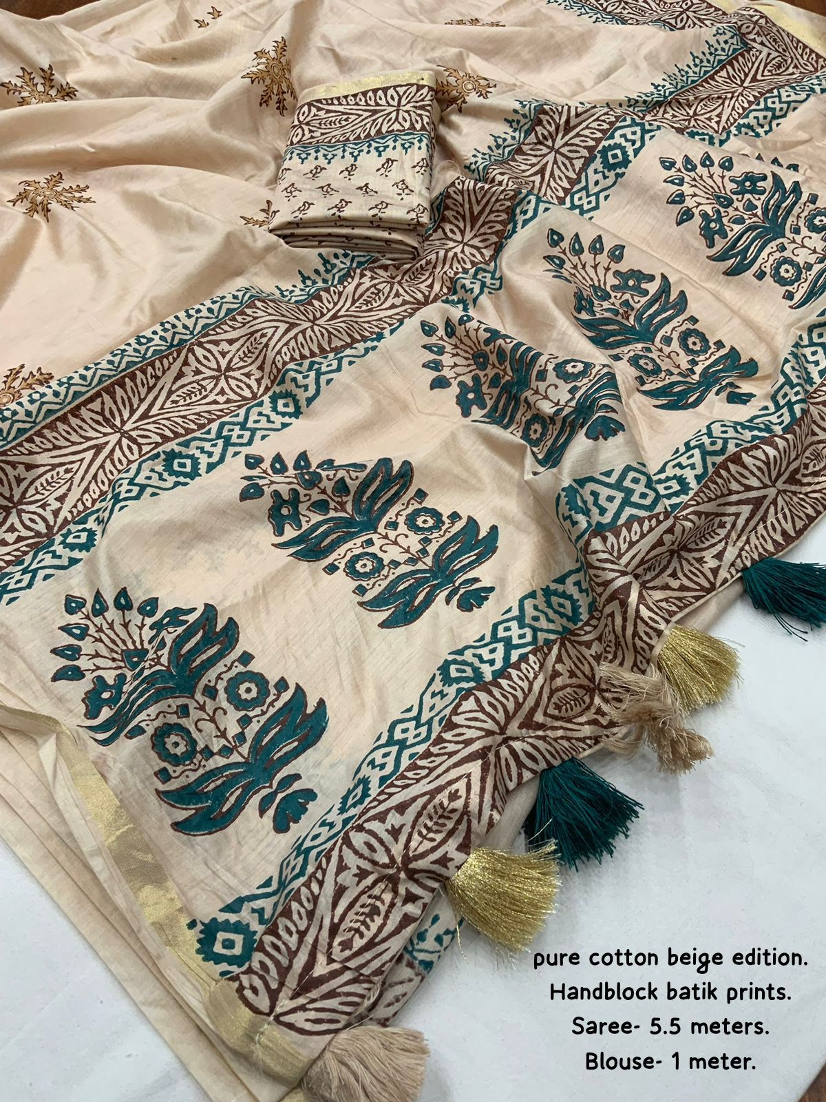 Soft Pure Cotton Batik print With Weaving Boarder